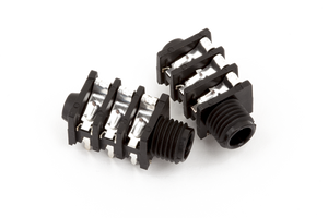 Genuine Fender 6-Pin Stereo Amplifier/Amp 1/4" Jacks (Set of 2), 005-3450-049