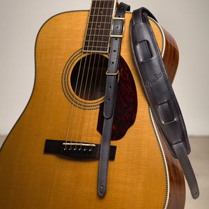 Genuine Fender Vintage Leather Saddle Guitar Strap, Black 099-0689-006