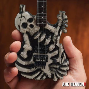 AXE HEAVEN George Lynch Signature Skull & Bones J.FROG Miniature Guitar Display