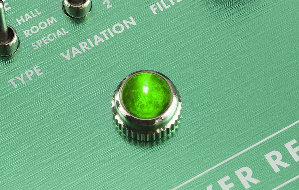 Fender Marine Layer REVERB Electric Guitar Effects Stomp-Box Pedal