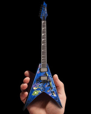 AXE HEAVEN MEGADETH - Dave Mustaine Signature V Rust In Peace Miniature Guitar Display Gift