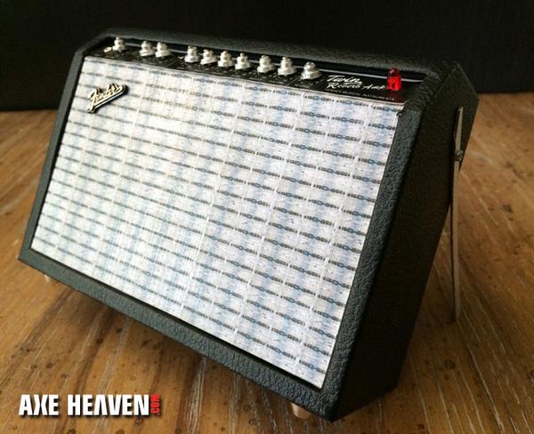 AXE HEAVEN Licensed Fender Twin-Reverb MINIATURE Amp/Amplifier Display Gift