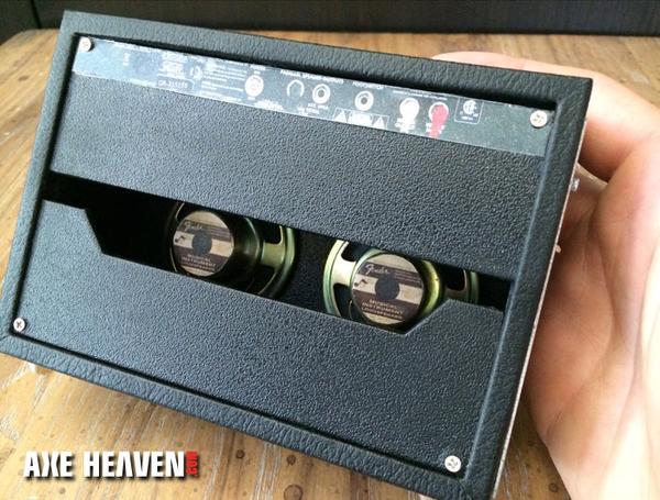 AXE HEAVEN Licensed Fender Twin-Reverb MINIATURE Amp/Amplifier Display Gift