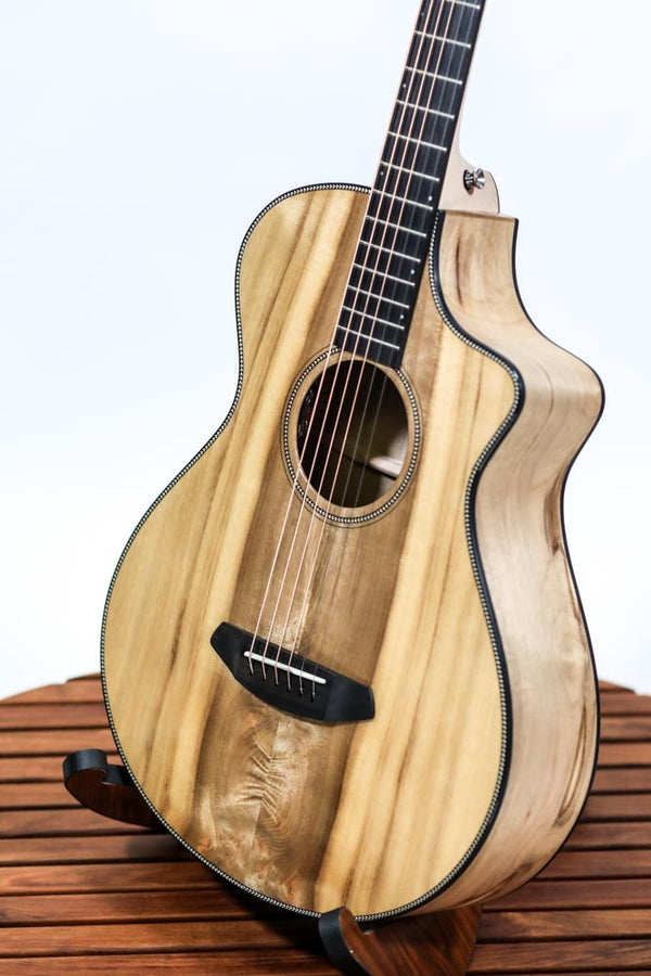 Breedlove USA Oregon Concertina CE Acoustic-Electric Guitar - Solid Myrtlewood