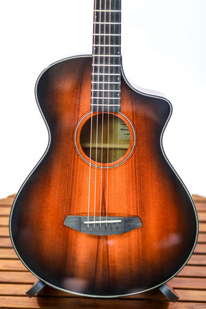 Breedlove USA Oregon Concertina CE Acoustic-Electric Guitar - Bourbon Myrtlewood