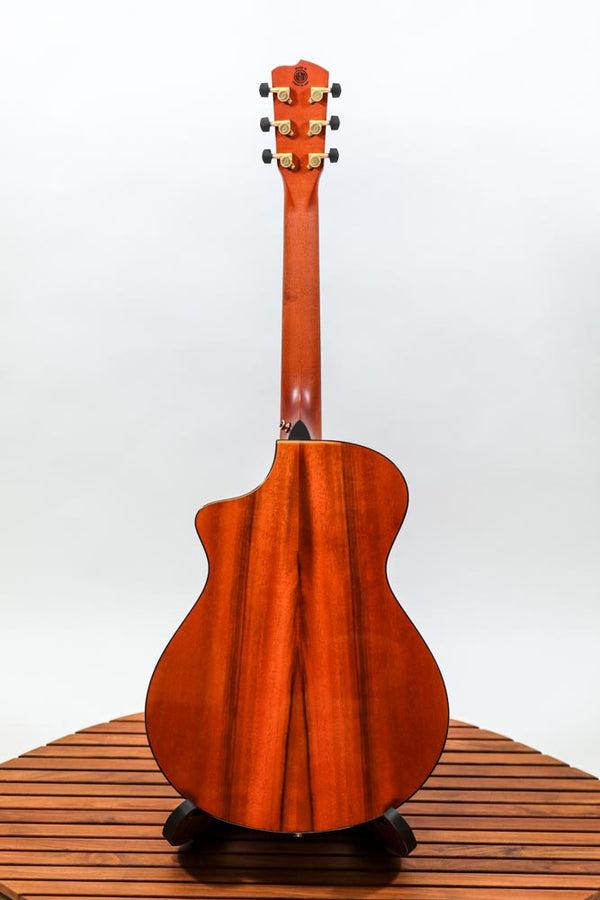 Breedlove USA Oregon Concertina CE Acoustic-Electric Guitar - Bourbon Myrtlewood