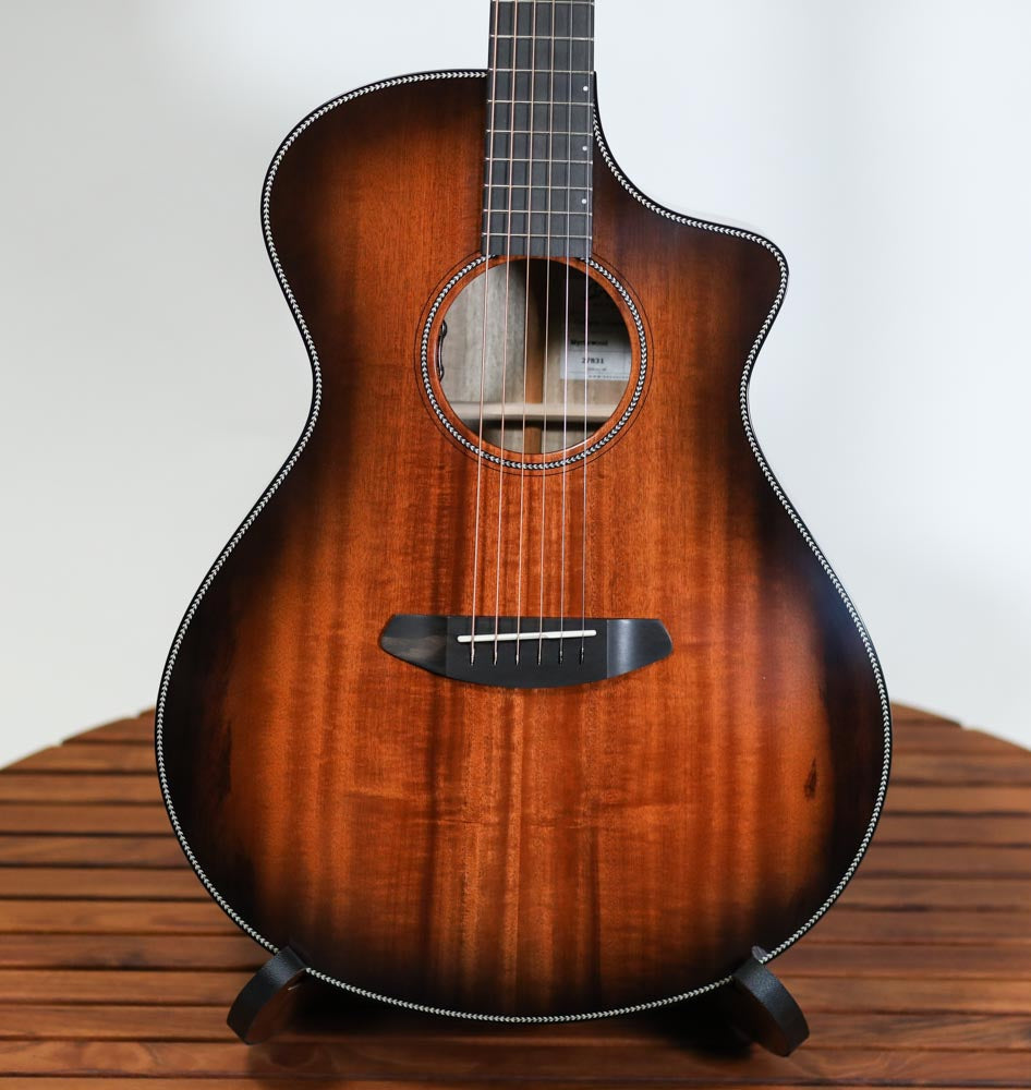 Breedlove USA Oregon Concert CE Acoustic-Electric Guitar - Bourbon Myrtlewood